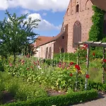 Gaestehaus 22 Am Klostergarten Bed & Breakfast 3*