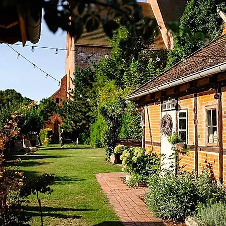 Bed & Breakfast Gaestehaus 22 Am Klostergarten Rehna