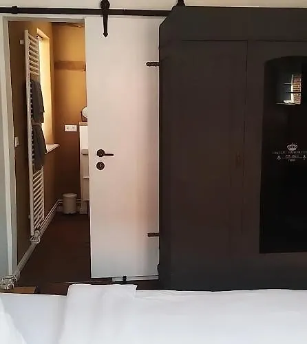 Frühstückspension 22 Am Klostergarten 3*