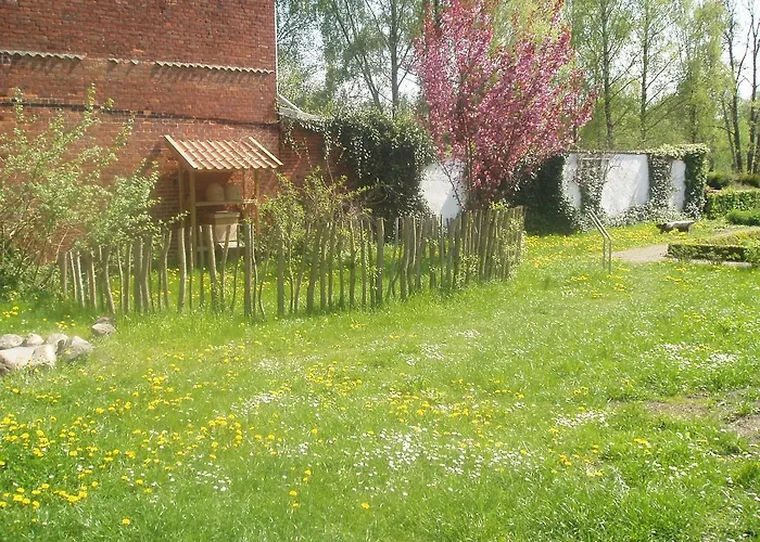 22 Am Klostergarten Frühstückspension Rehna